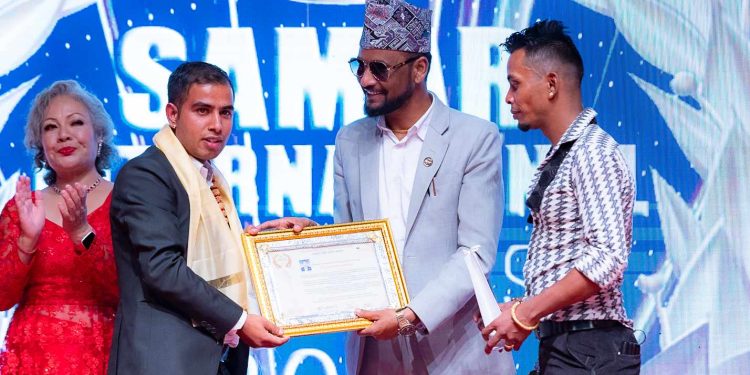 काभ्रेको विकट क्षेत्र कोशिपारीका अरबिन्द्र गौतम सम्मानित