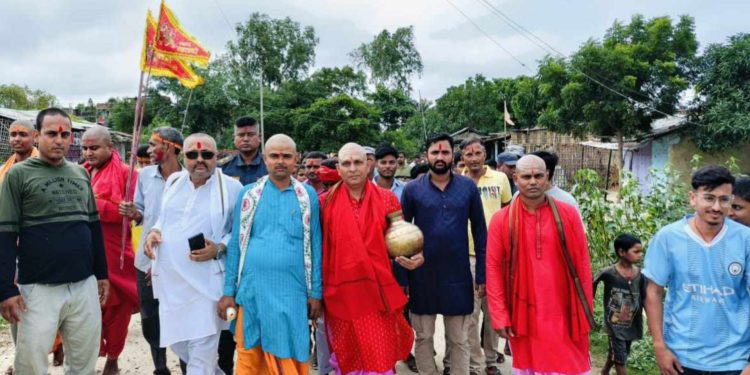 दुर्गा पुजाको अवसरमा ठाडीमा भब्य कलश यात्रा