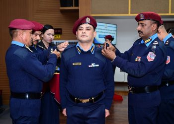 पाँच जना प्राविधिक प्रहरी वरिष्ठ उपरीक्षकहरू दर्ज्यानी चिन्हद्वारा सुशोभित