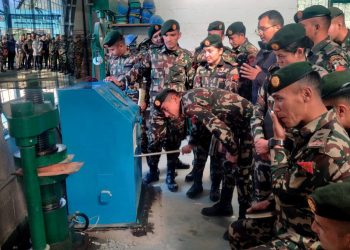 नेपाली सेनाका इन्जिनियरहरु नेपाल इन्जिनियरिङ कलेजमा