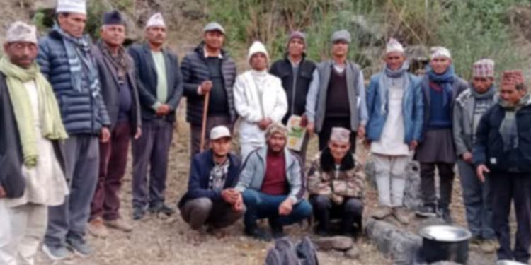 नेकपा माओवादी केन्द्र स्वामिकार्तिक खापर गाउँ कमिटीको पदाधिकारी बैठक सम्पन्न