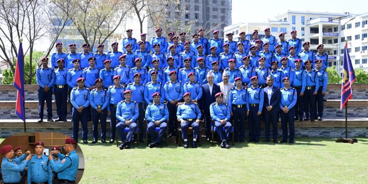 ६० जना प्रहरी निरीक्षकहरूलाई दर्ज्यानी चिन्ह