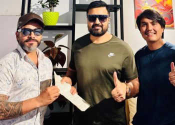 चलचित्र महाराजधिराजमा नायक रमेश उप्रेती अनुबन्ध