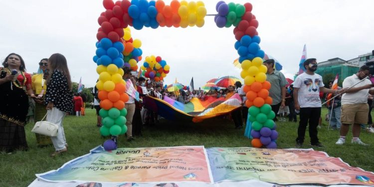 तेस्रोलिङ्गी पहिचान संकटमा