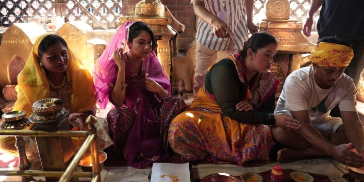 चलचित्र गोबर गणेश को शुभमुहूर्त