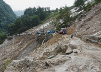 तातोपानीसँग जोड्ने कोदारी राजमार्ग सोमबार दिउँसोदेखि सञ्चालनमा