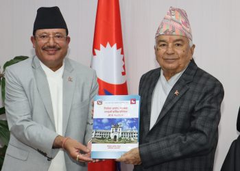 निर्वाचन आयोगको उन्नाइसौं वार्षिक प्रतिवेदन राष्ट्रपतिसमक्ष पेश